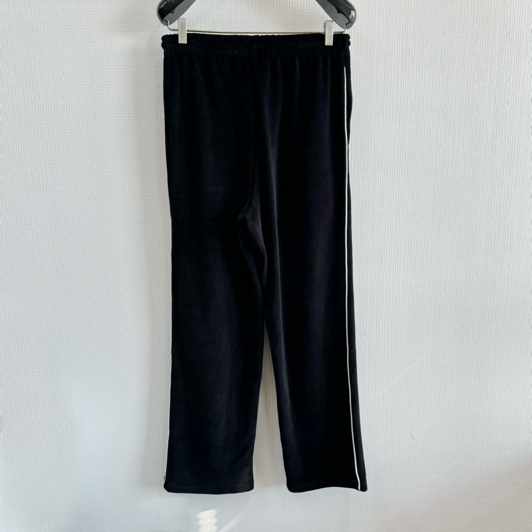 Celine Pant – TRJT1116