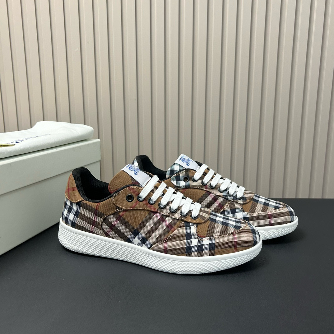 Burberry Sneaker – BBRY1047