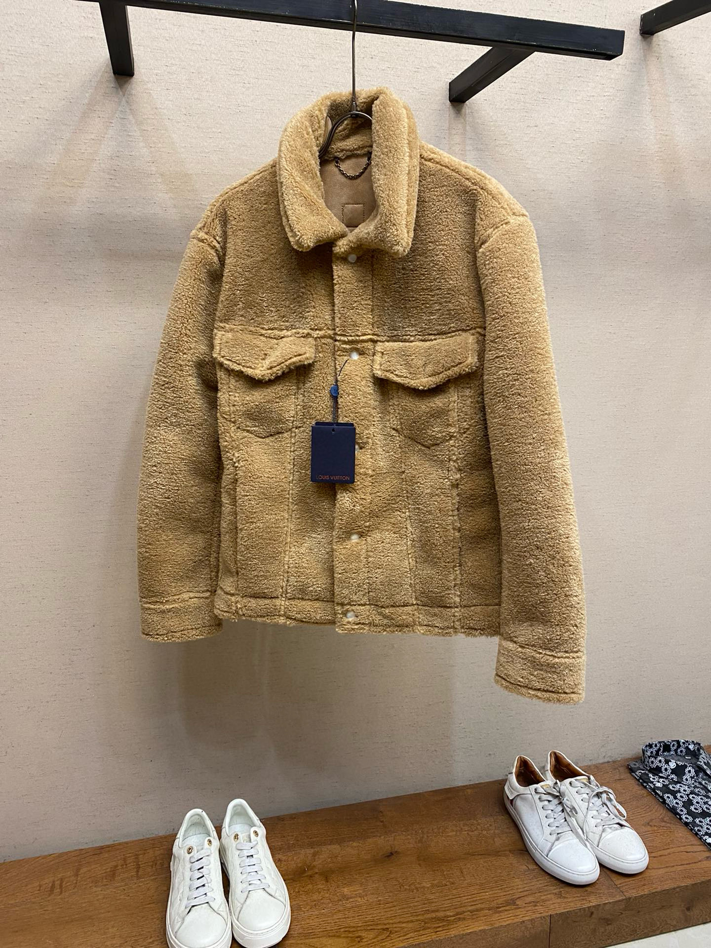 Louis Vuitton Jacket – CJKT1792