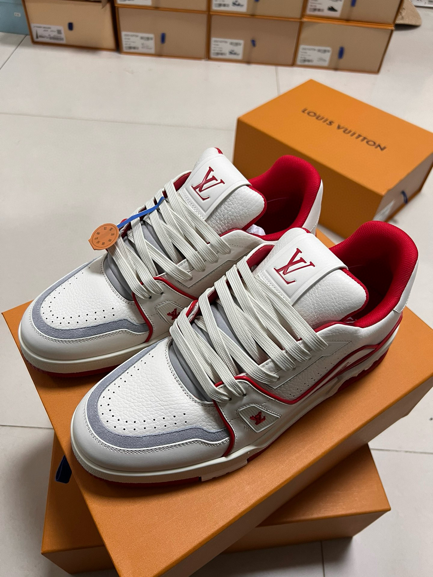 Louis Vuitton Sneaker – LSVT1356