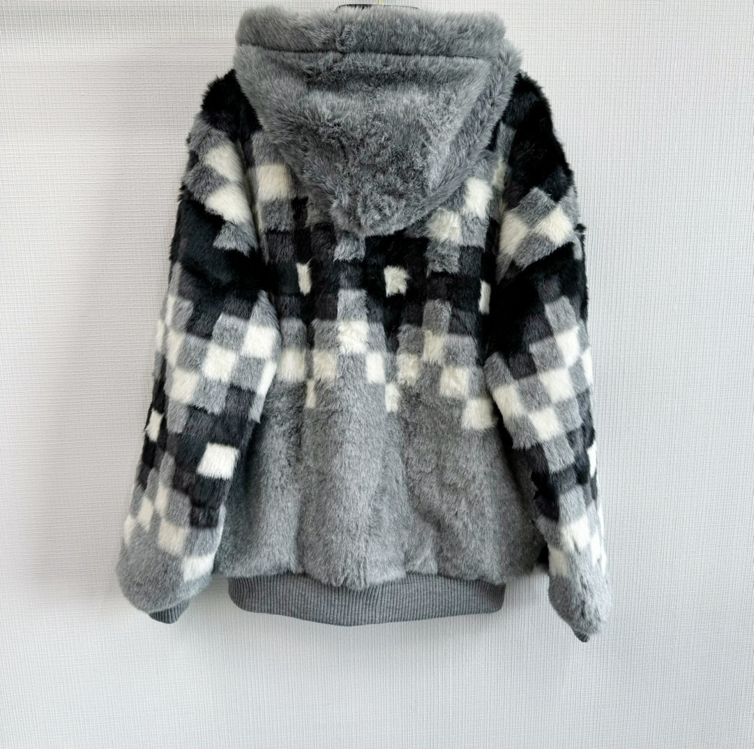 Louis Vuitton Jacket – CJKT1760