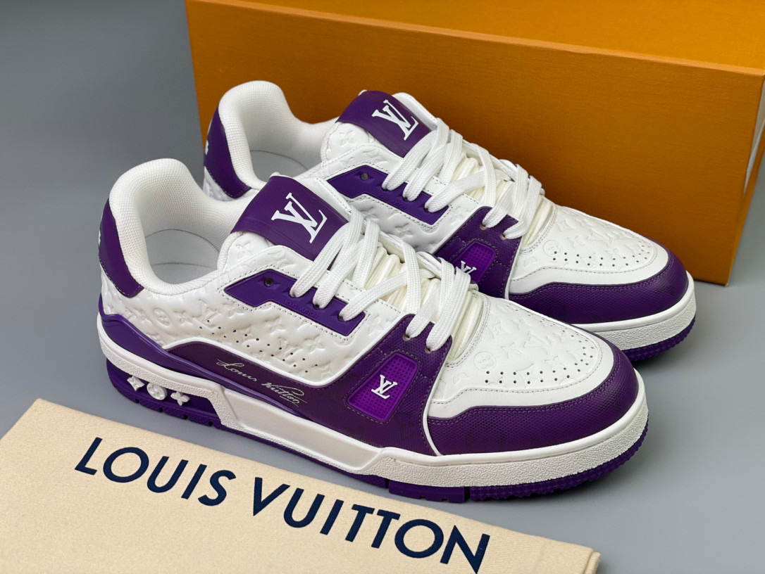 Louis Vuitton Sneaker – LSVT1221
