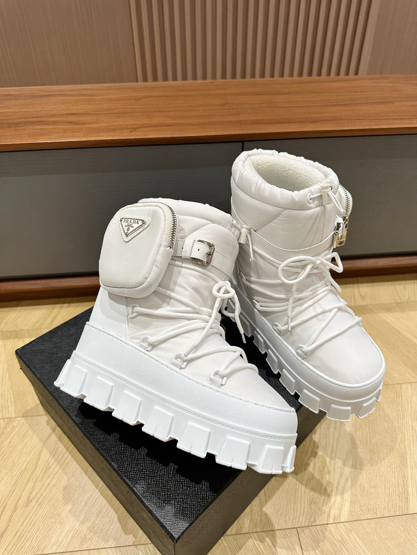 Prada Bots – WPRD1027