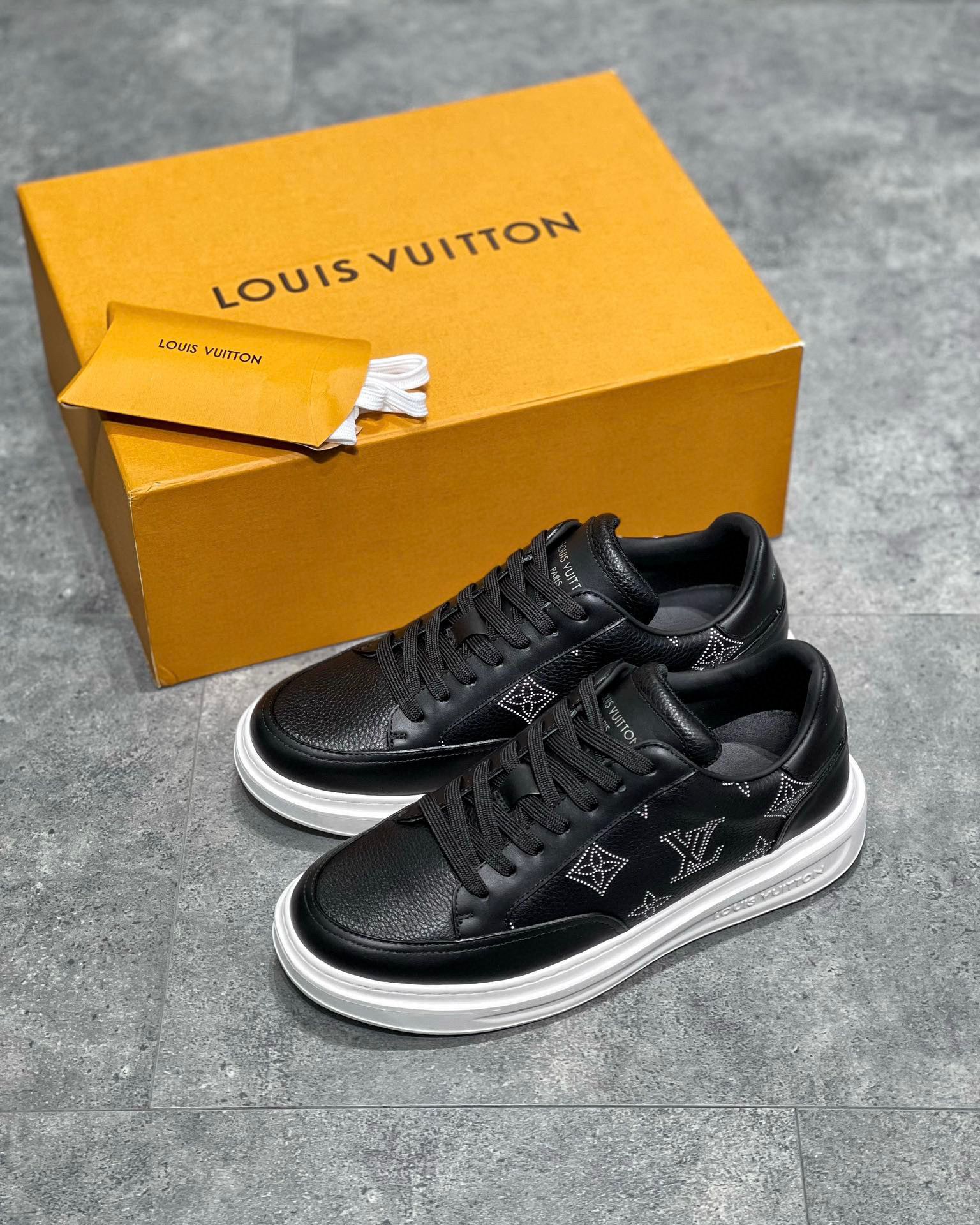 Louis Vuitton Sneaker – LSVT1247
