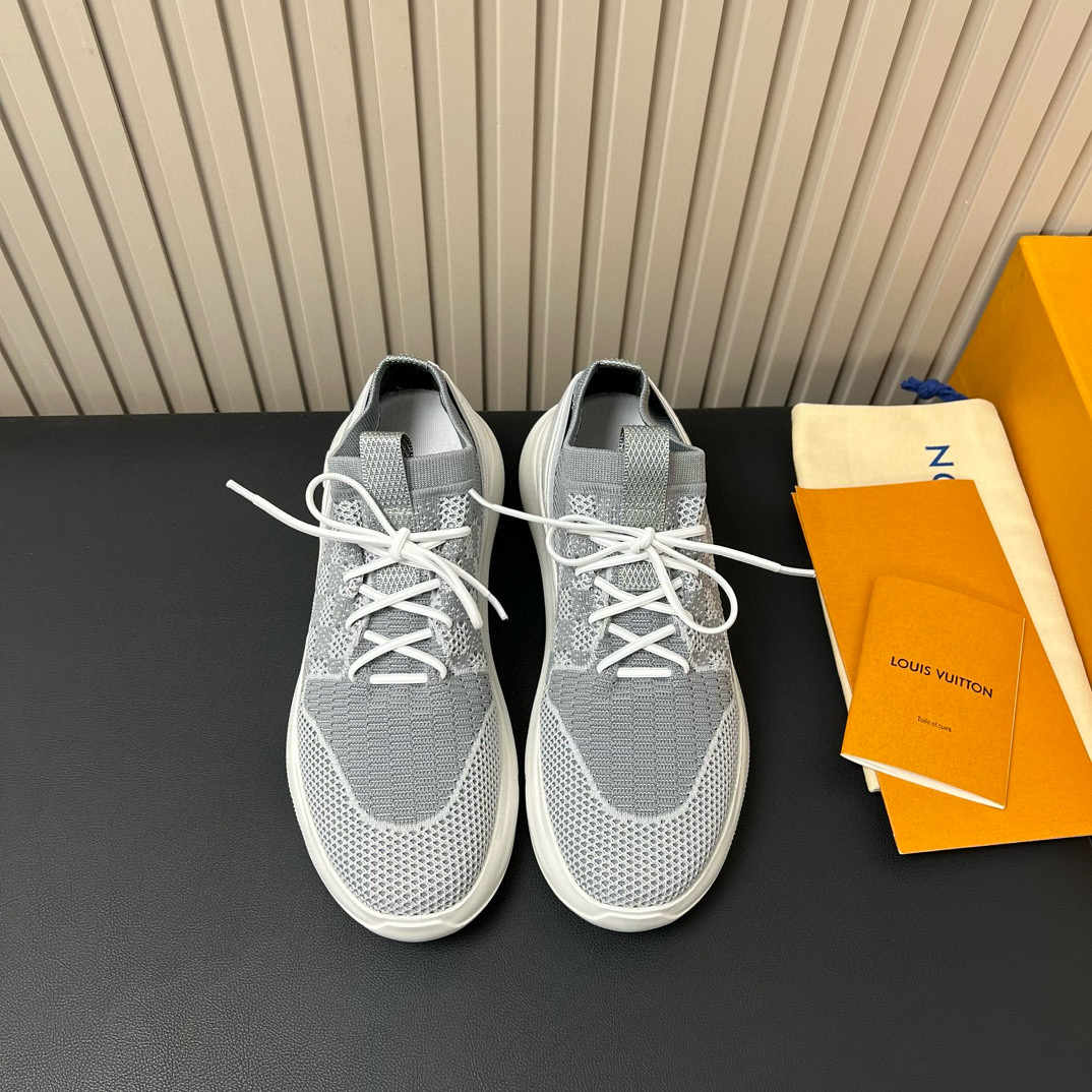 Louis Vuitton Sneaker – LSVT1446