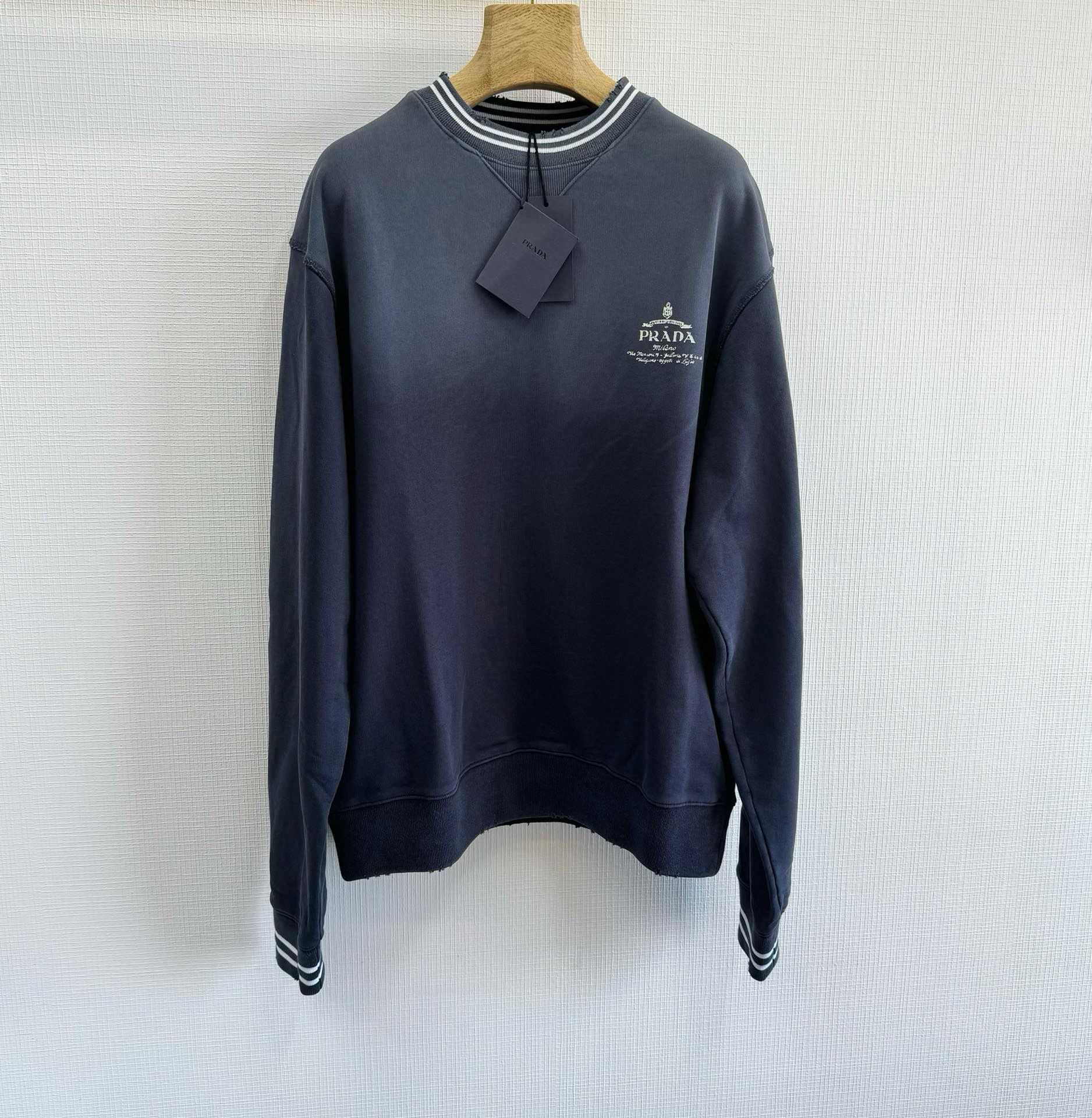 Prada Sweater – SWHO2306