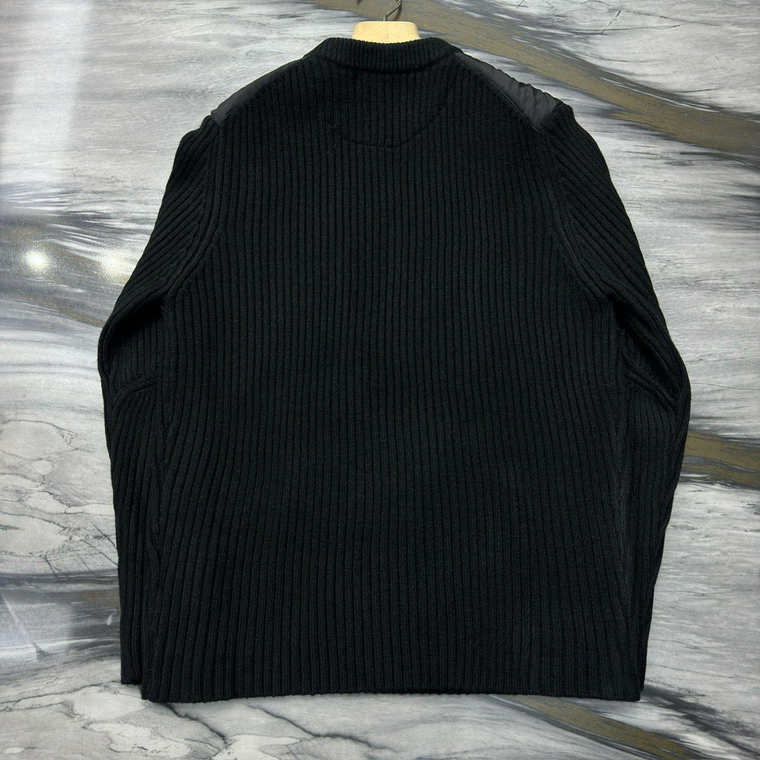 Prada Sweater – SWHO2438