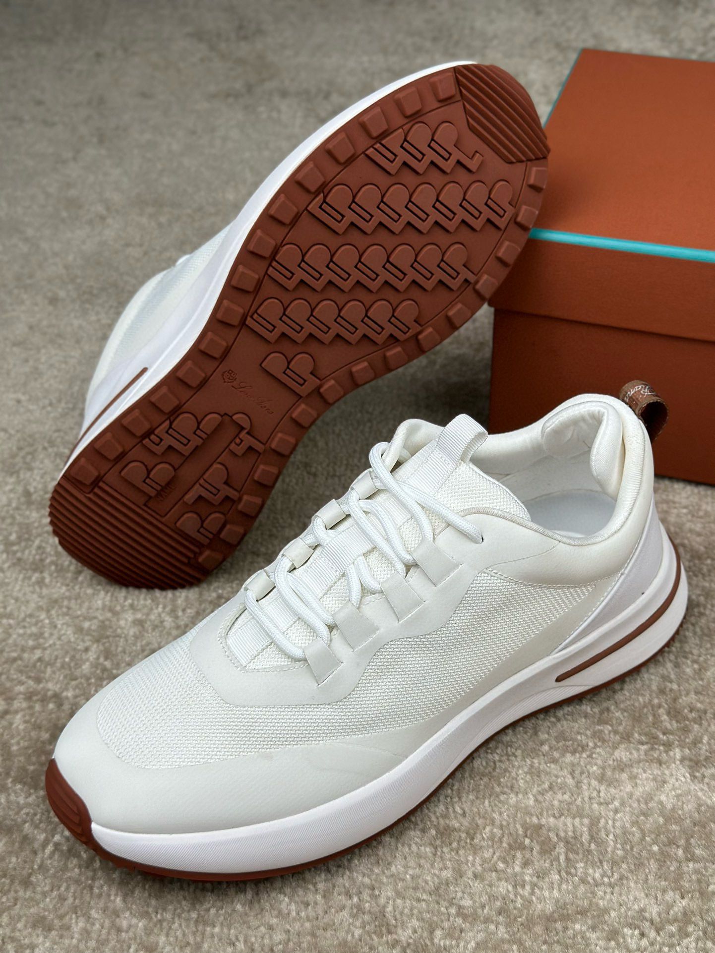 Loro Piana Sneaker – LOPA1069