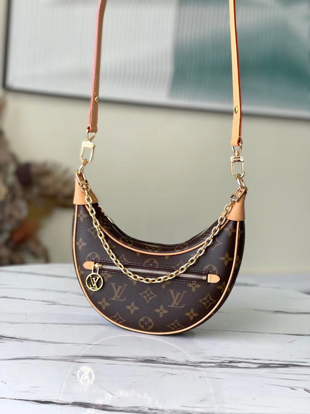 Louis Vuitton Shoulder Bag – LVSH1154