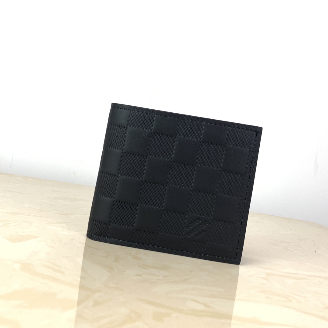 Louis Vuitton Wallet – MWLT1061