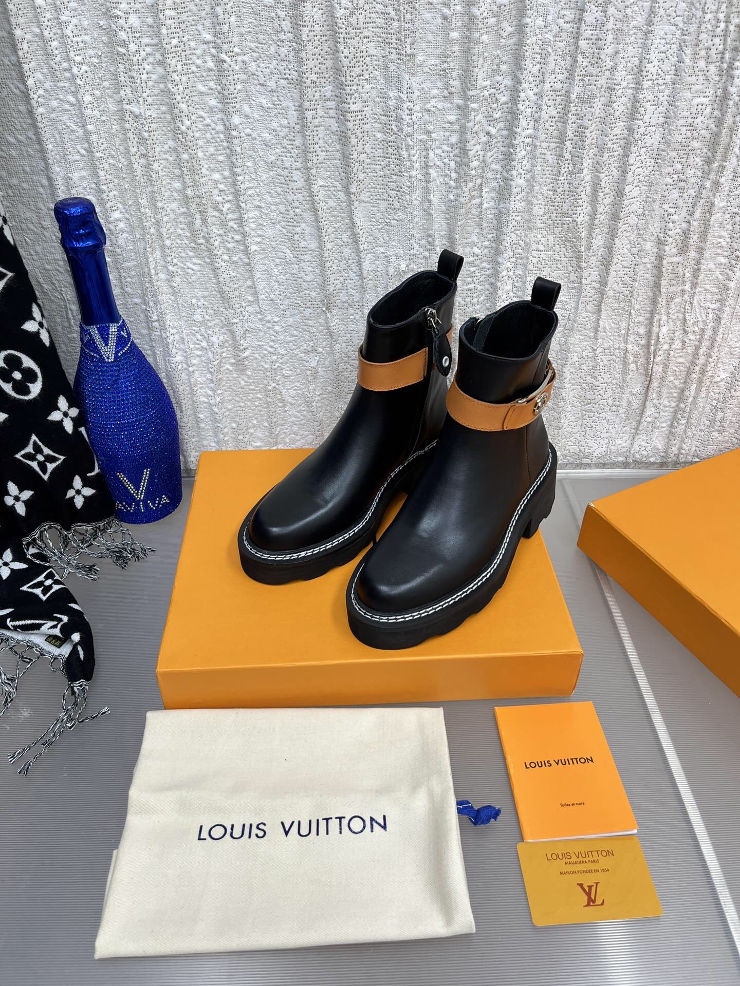 Louis Vuitton Boots – WOLV1025