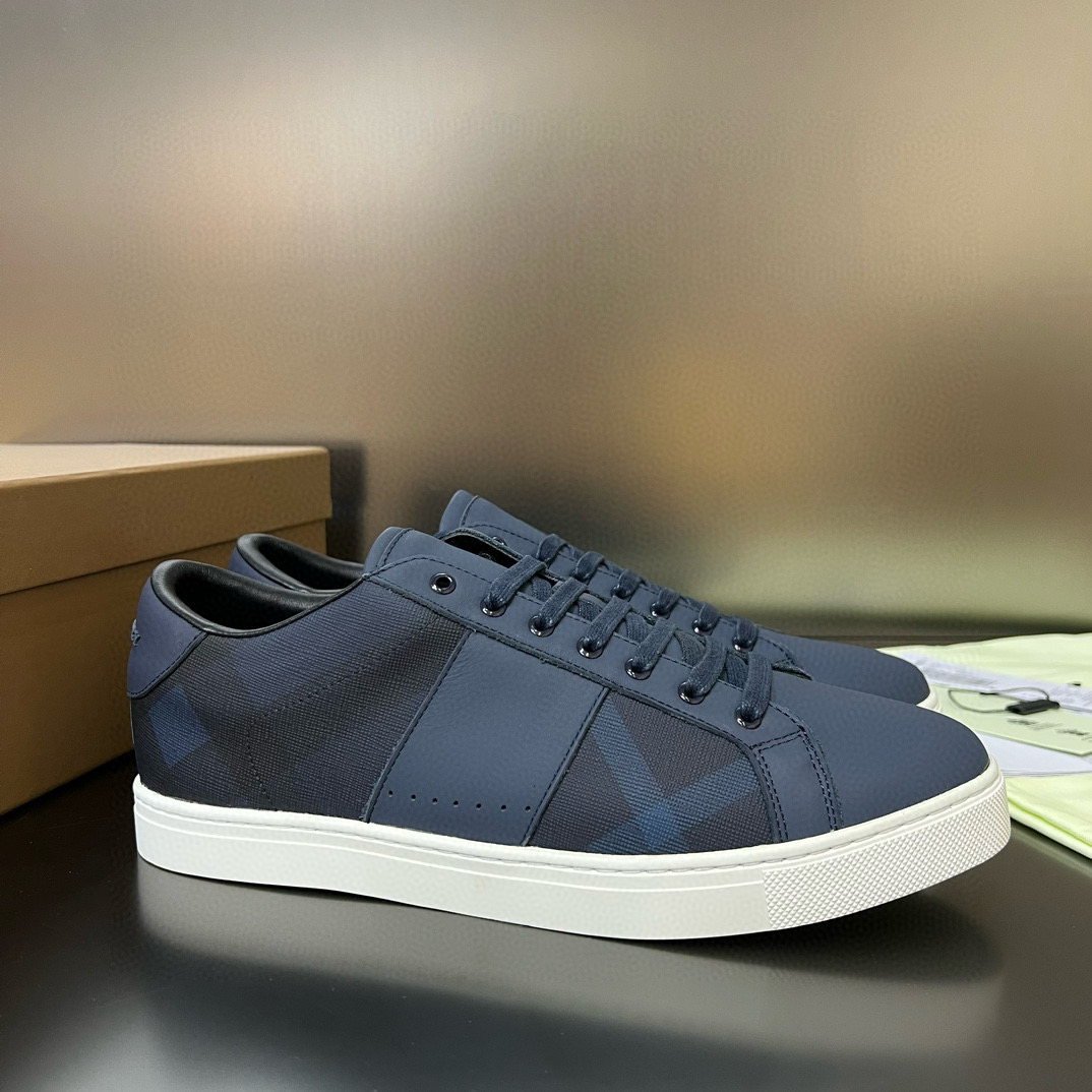 Burberry Sneaker – BBRY1017