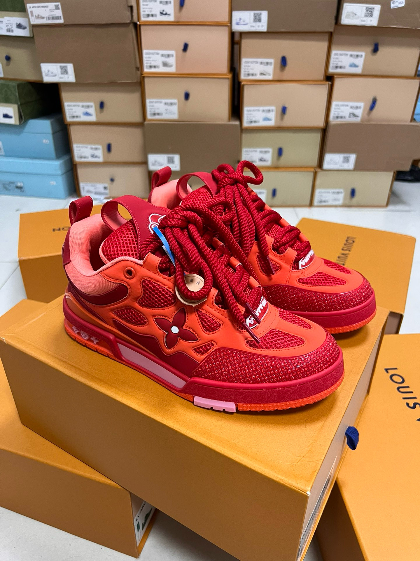 Louis Vuitton Sneaker – LSVT1370