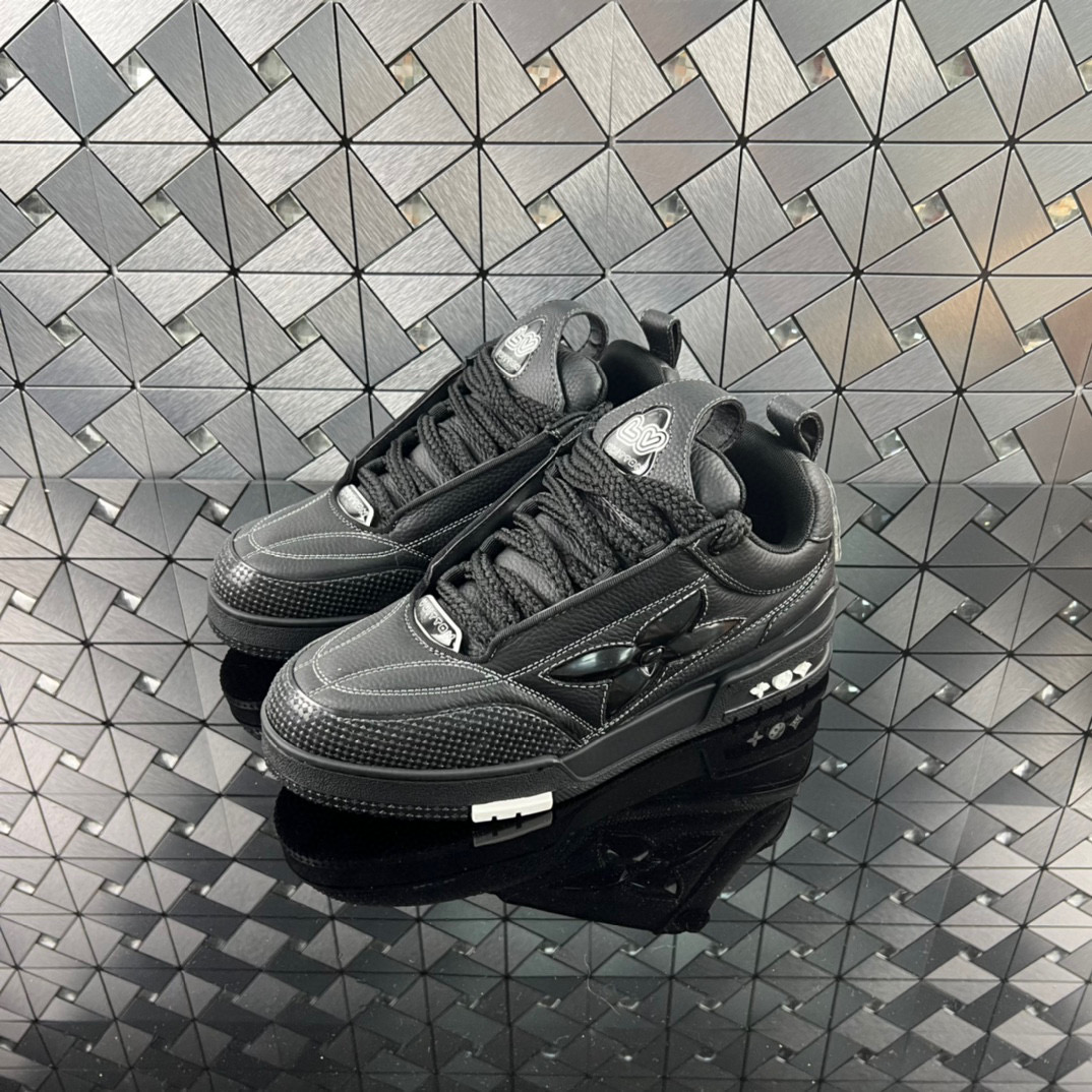 Louis Vuitton Sneaker – LSVT1292