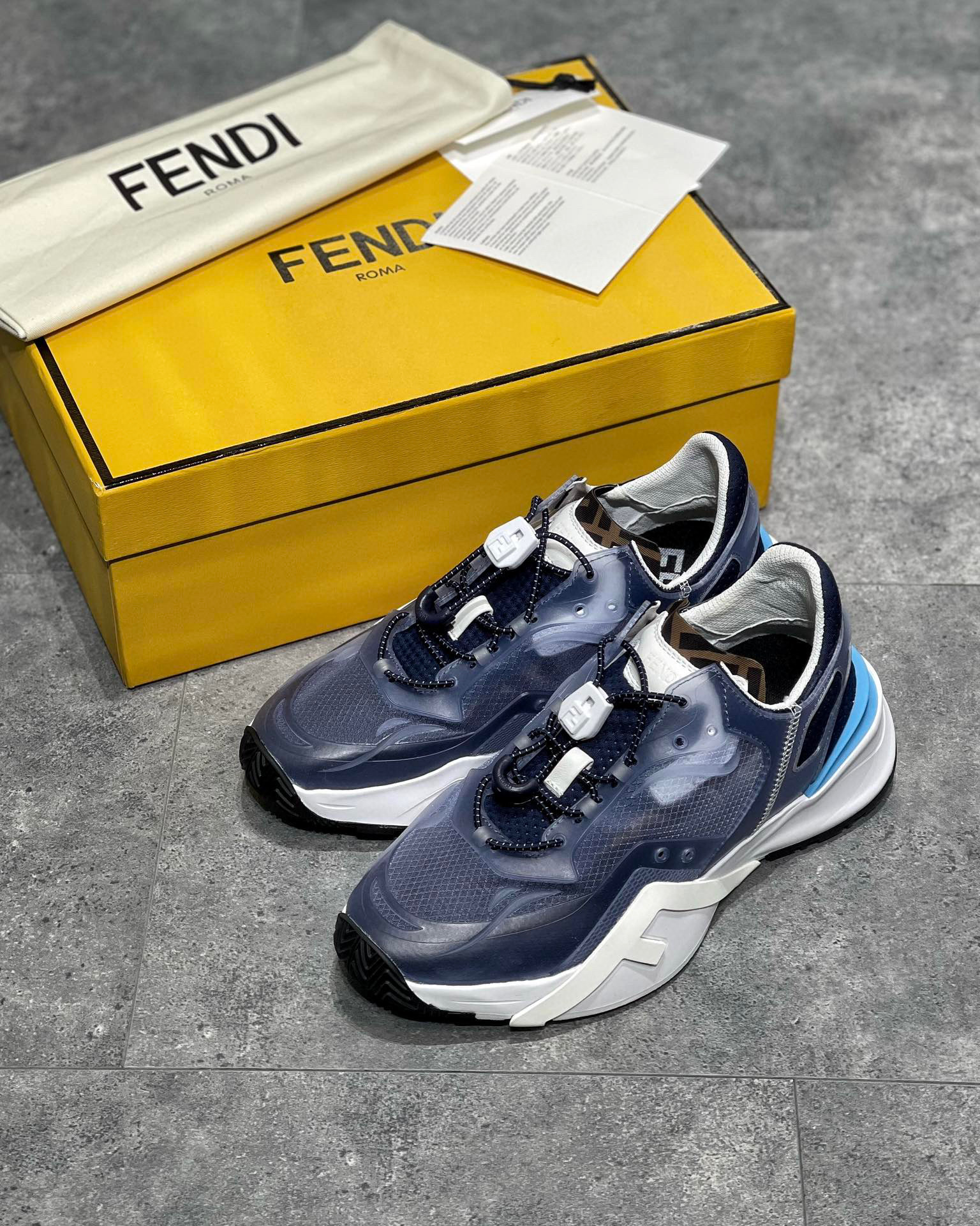 Fendi Sneaker – FEND1085