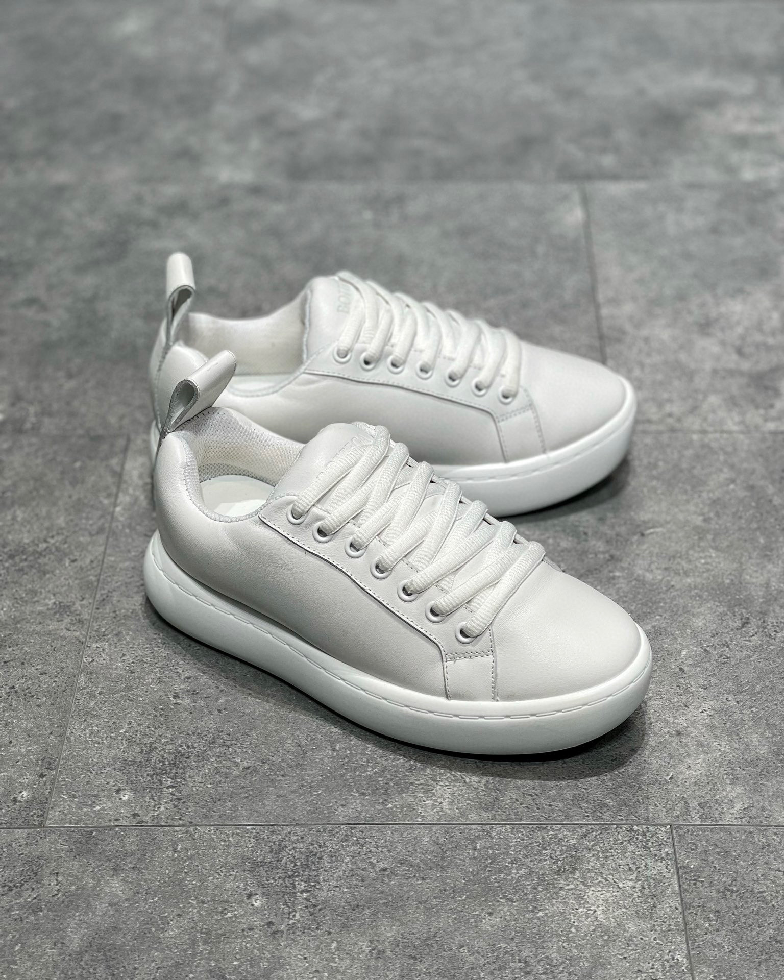 Bottega Veneta Sneaker – BTVN1003