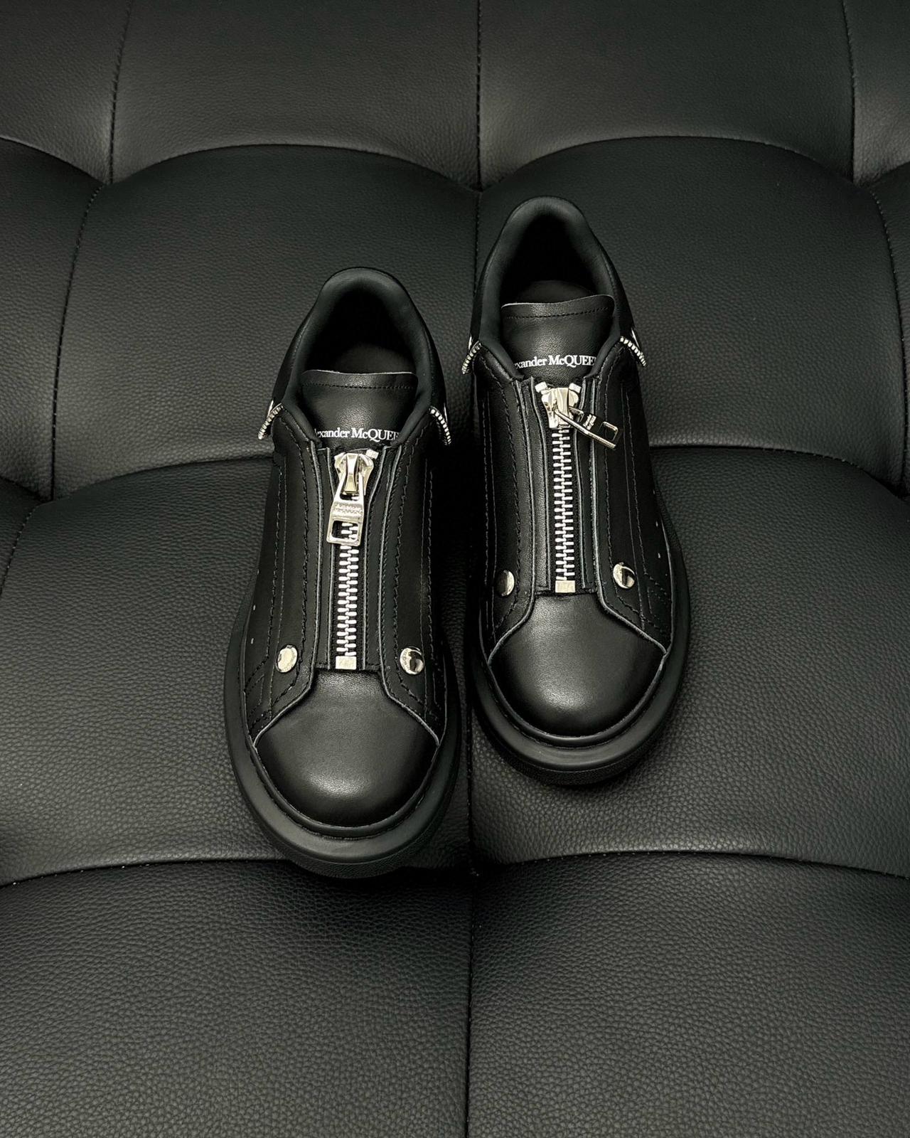 Alexander McQueen Sneaker – AMCQ1049