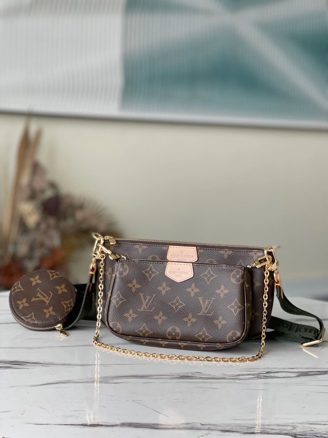 Louis Vuitton Shoulder Bag – LVSH1005