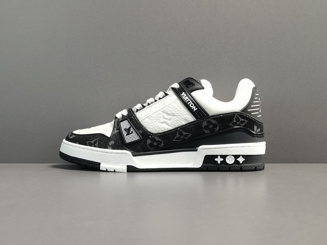 Louis Vuitton Sneaker – LSVT1180