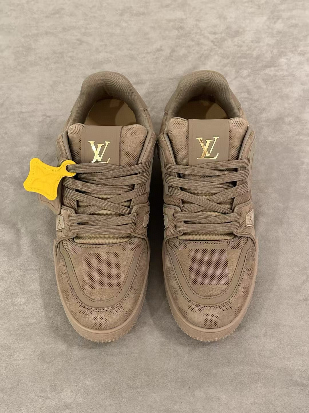 Louis Vuitton Sneaker – LSVT1481