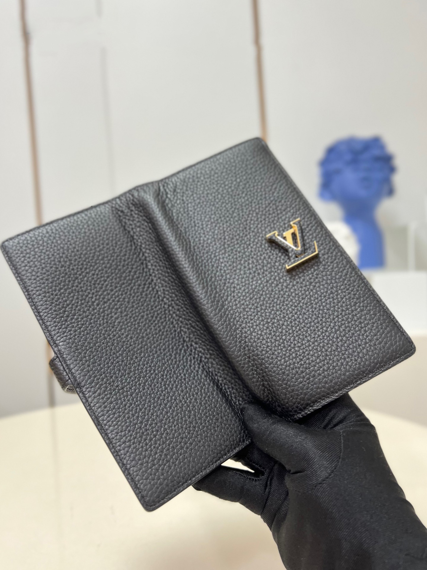 Louis Vuitton Wallet – MWLT1003