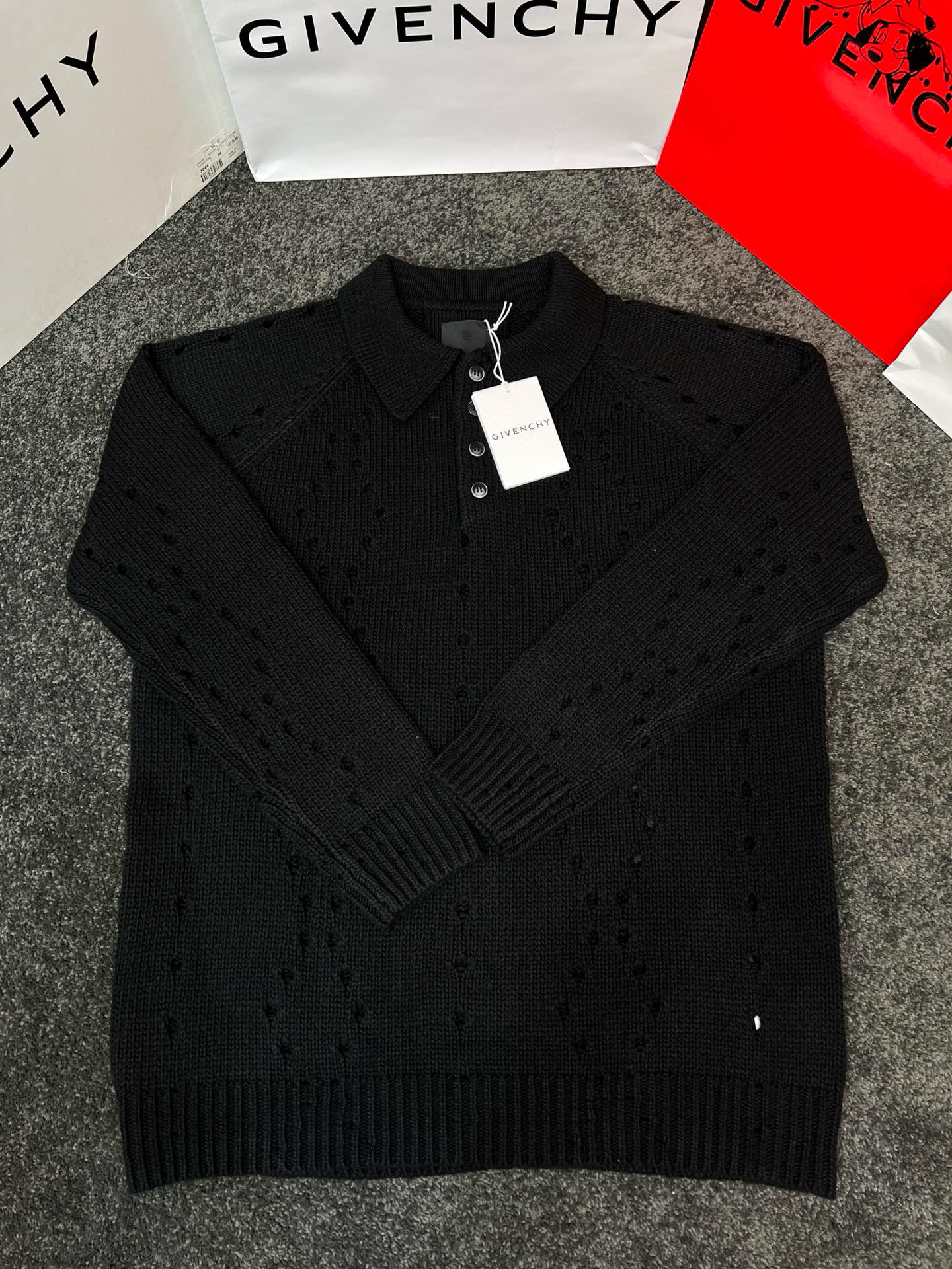 Givenchy Sweater – SWHO2440