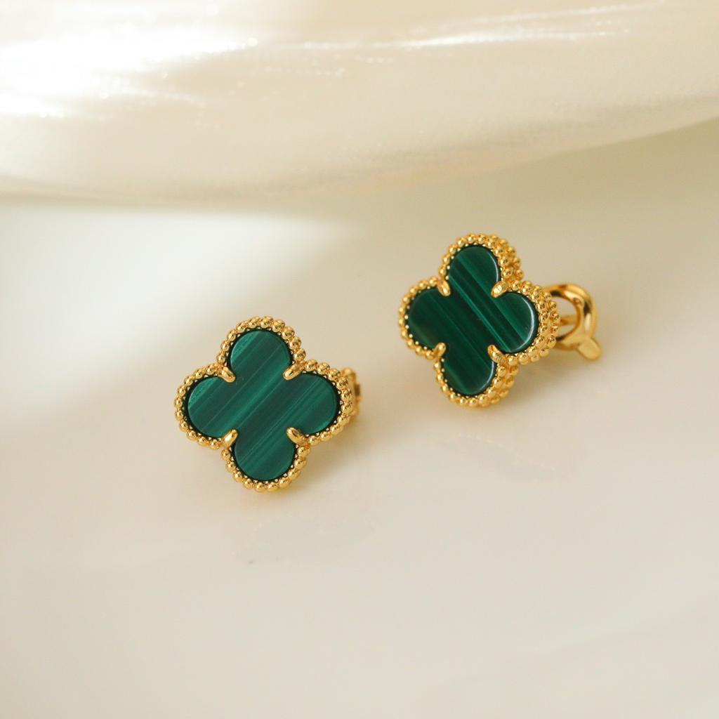 Van Cleef & Arpels Earrings – JWWM1049