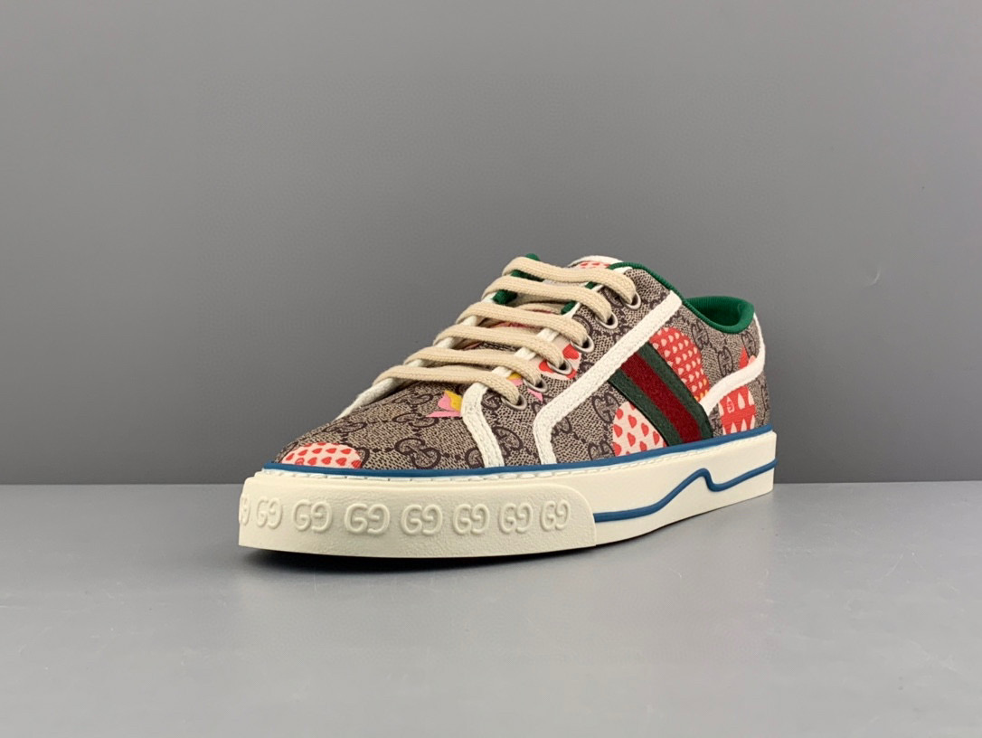 Gucci Sneaker – GUCC1111