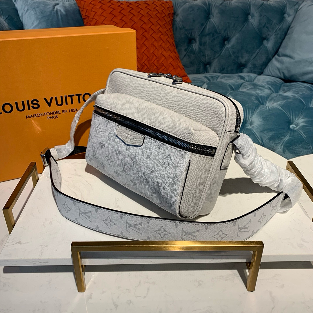 Louis Vuitton Bag – BBMC1009