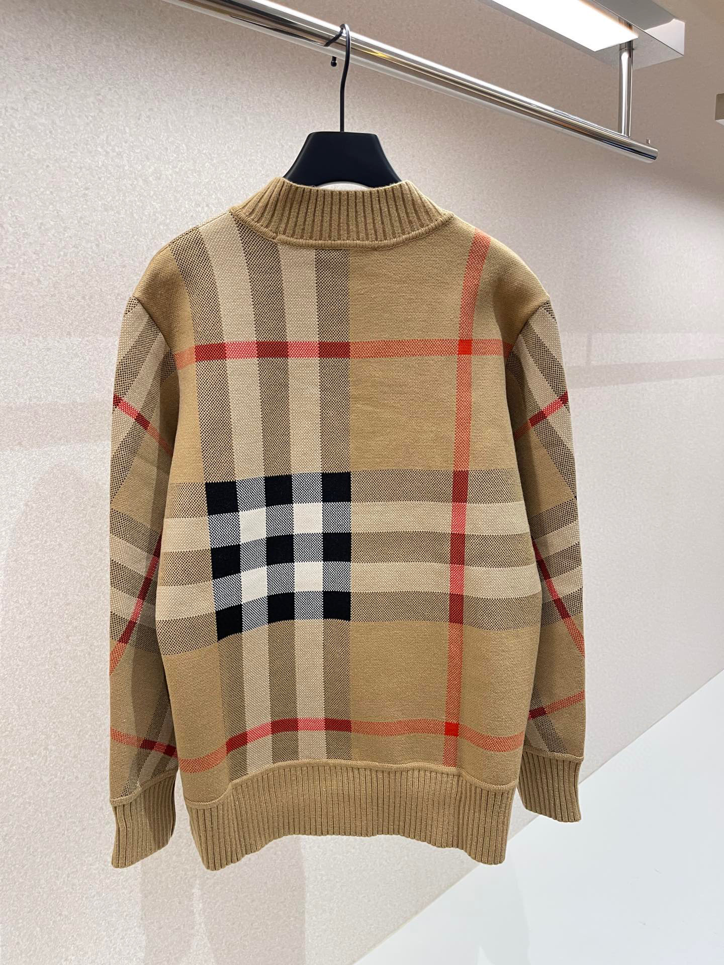 Burberry Sweater – SWHO1945