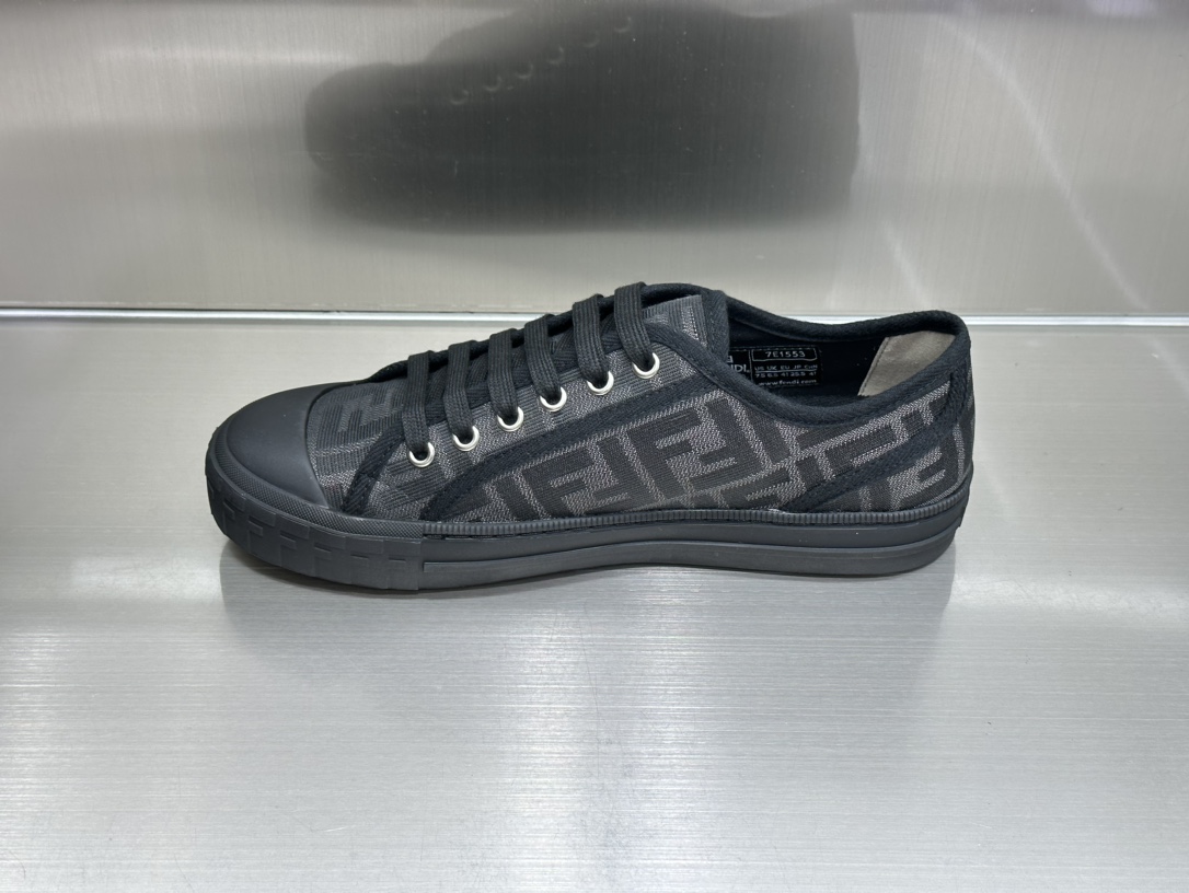 Fendi Sneaker – FEND1078