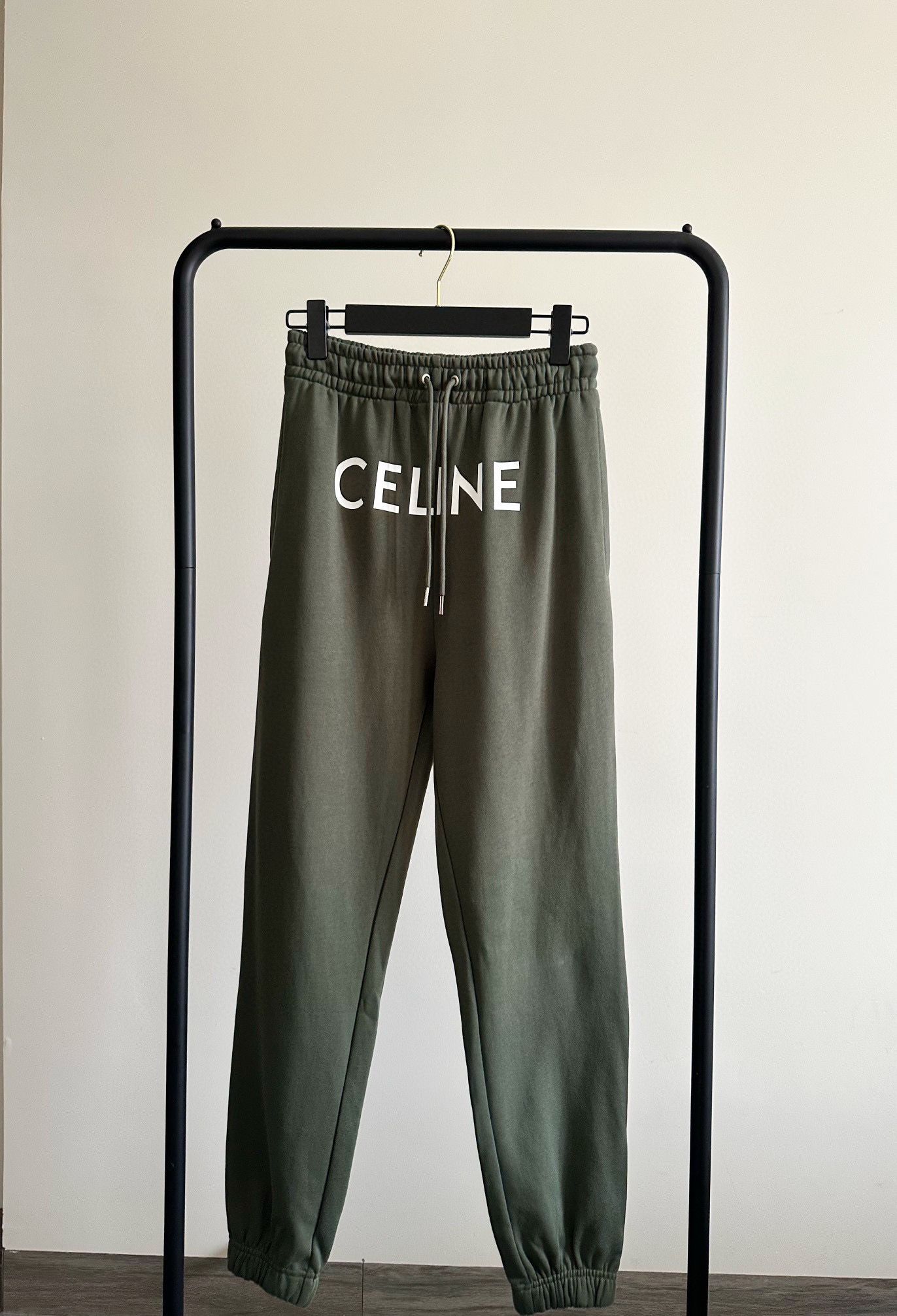 Celine Pant- JEPA1086