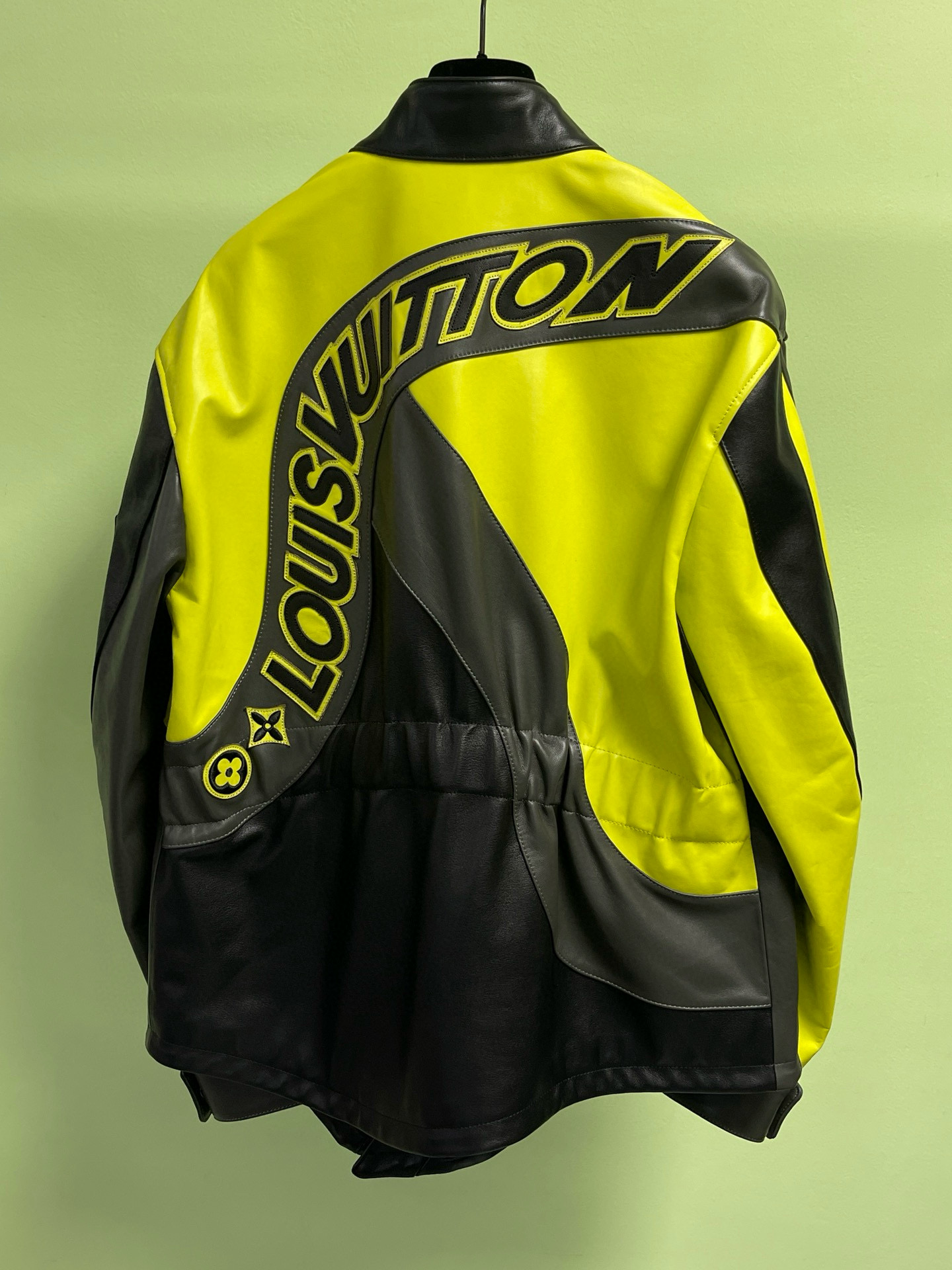 Louis Vuitton Leather Jacket – CJKT1573