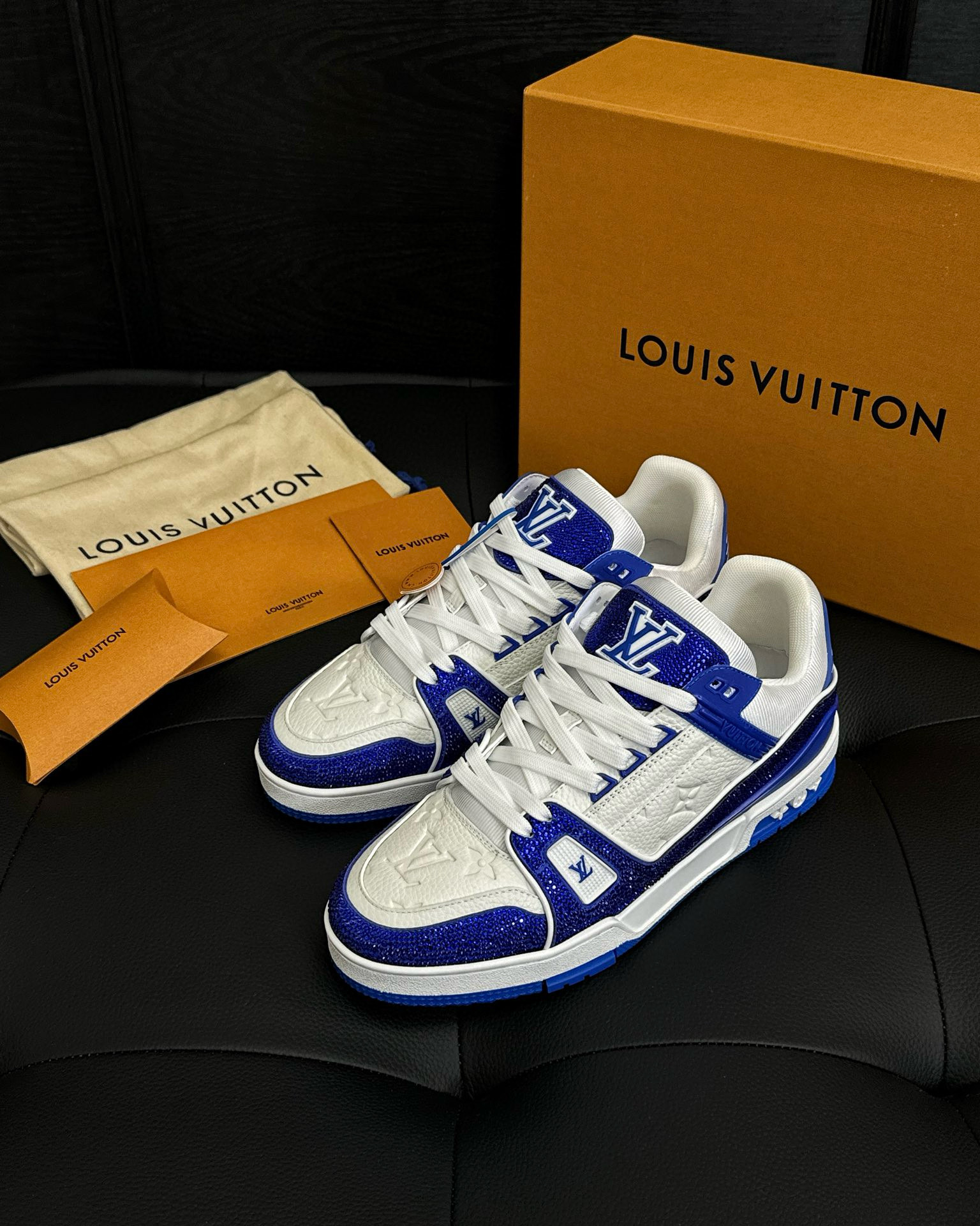 Louis Vuitton Sneaker – LSVT1406