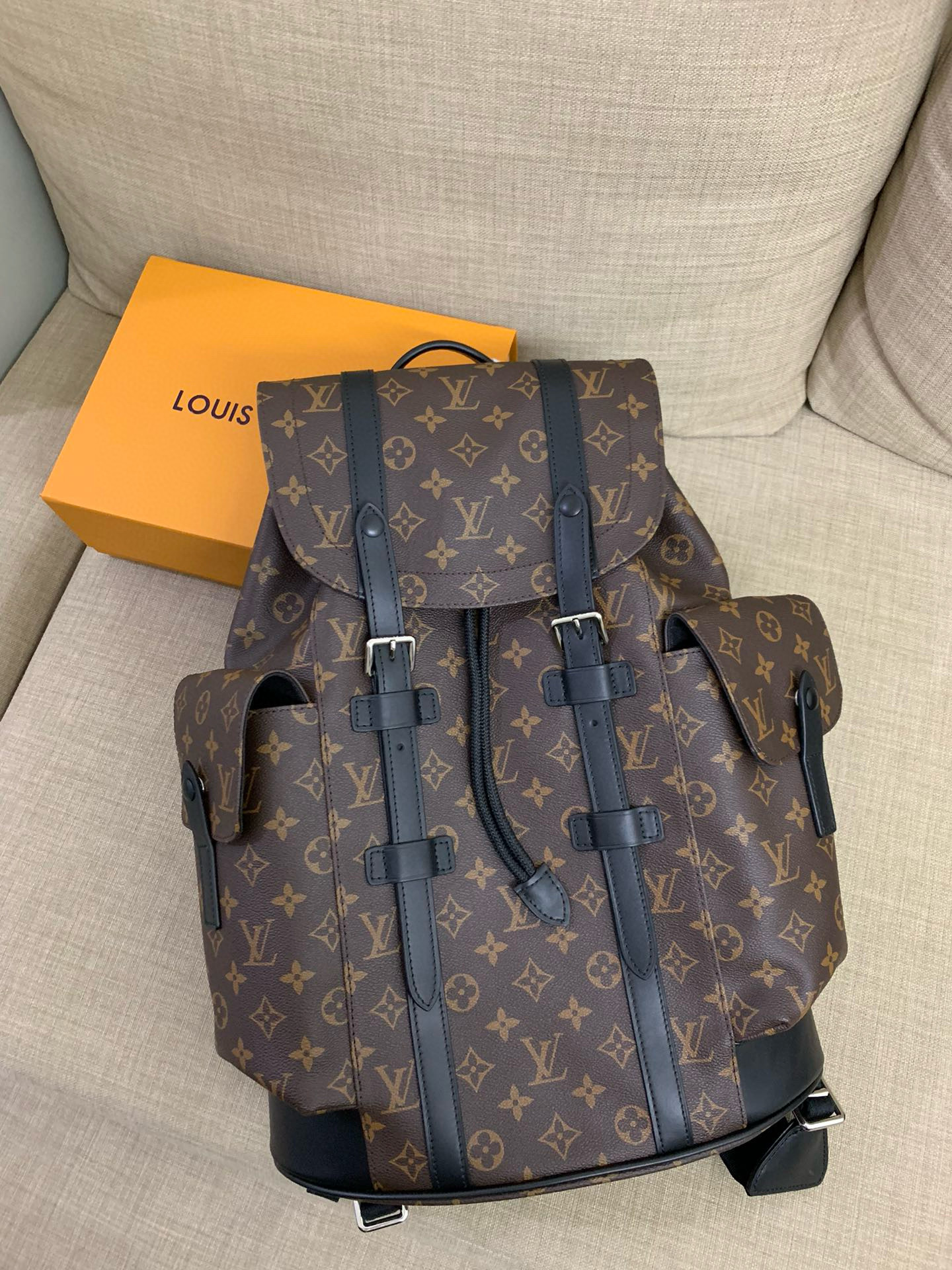 Louis Vuitton Backpack – BBCP1002