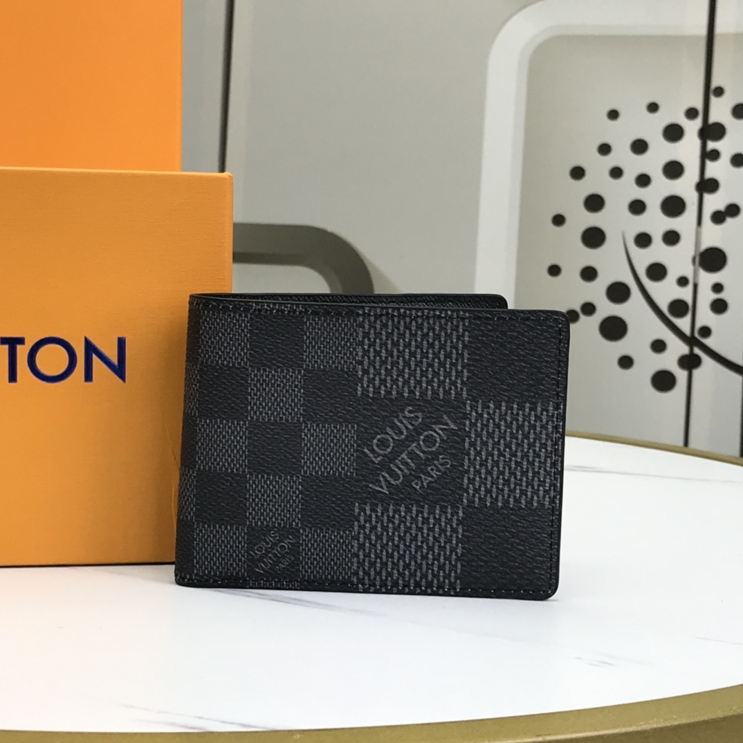 Louis Vuitton Wallet – MWLT1064