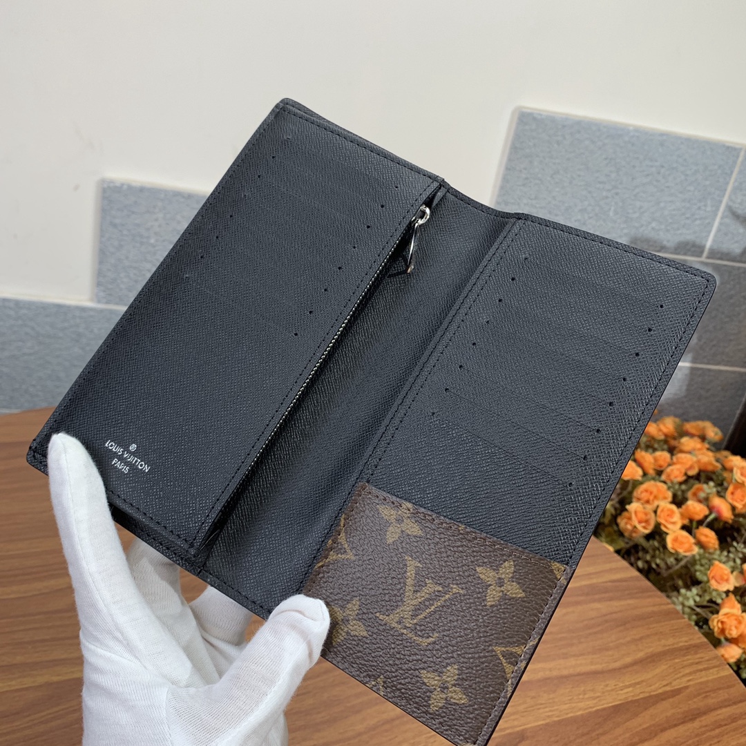 Louis Vuitton Wallet – MWLT1006