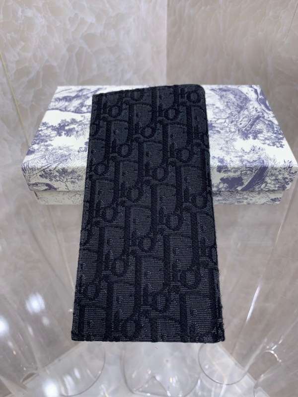 Dior Wallet – MWLT1178