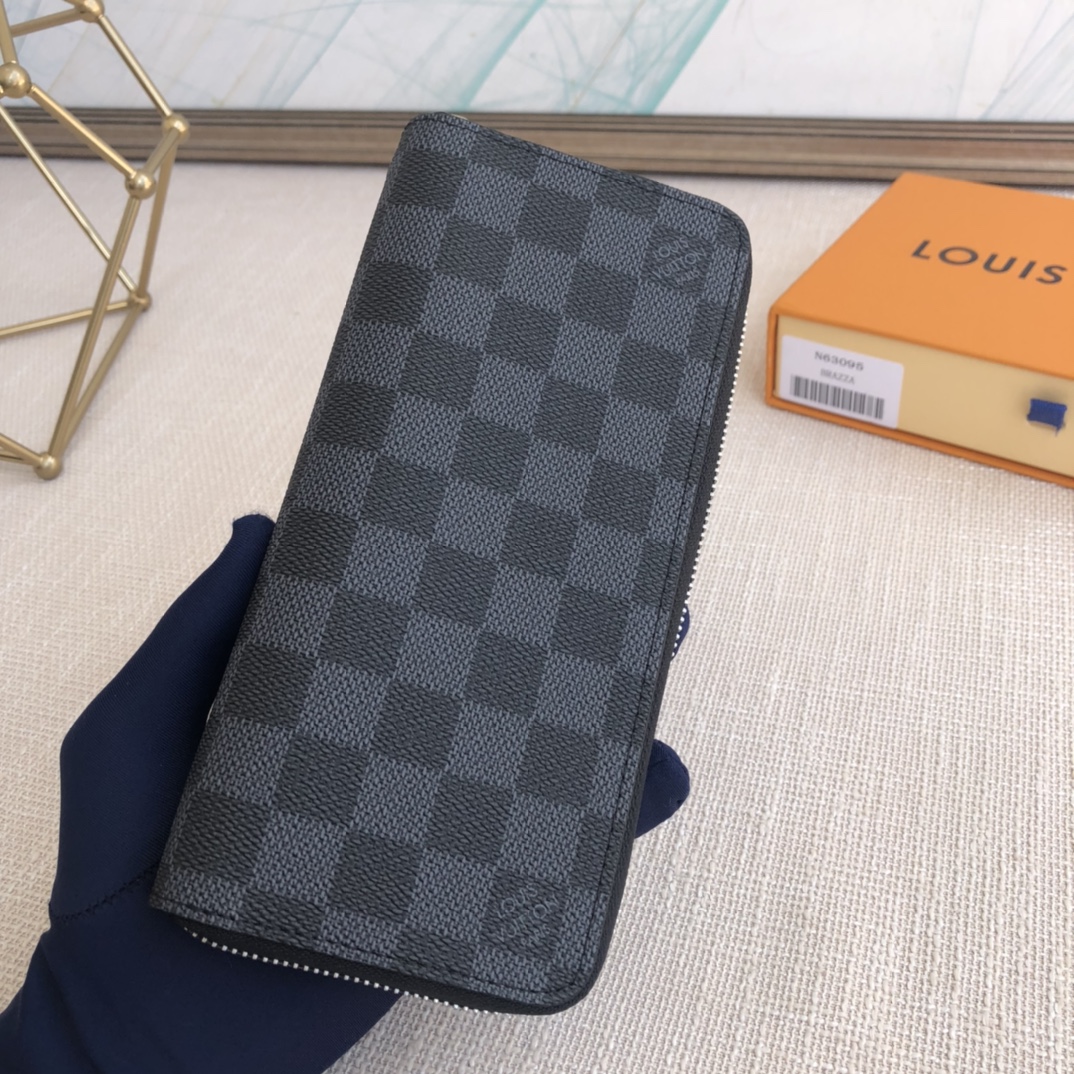Louis Vuitton Wallet – MWLT1031