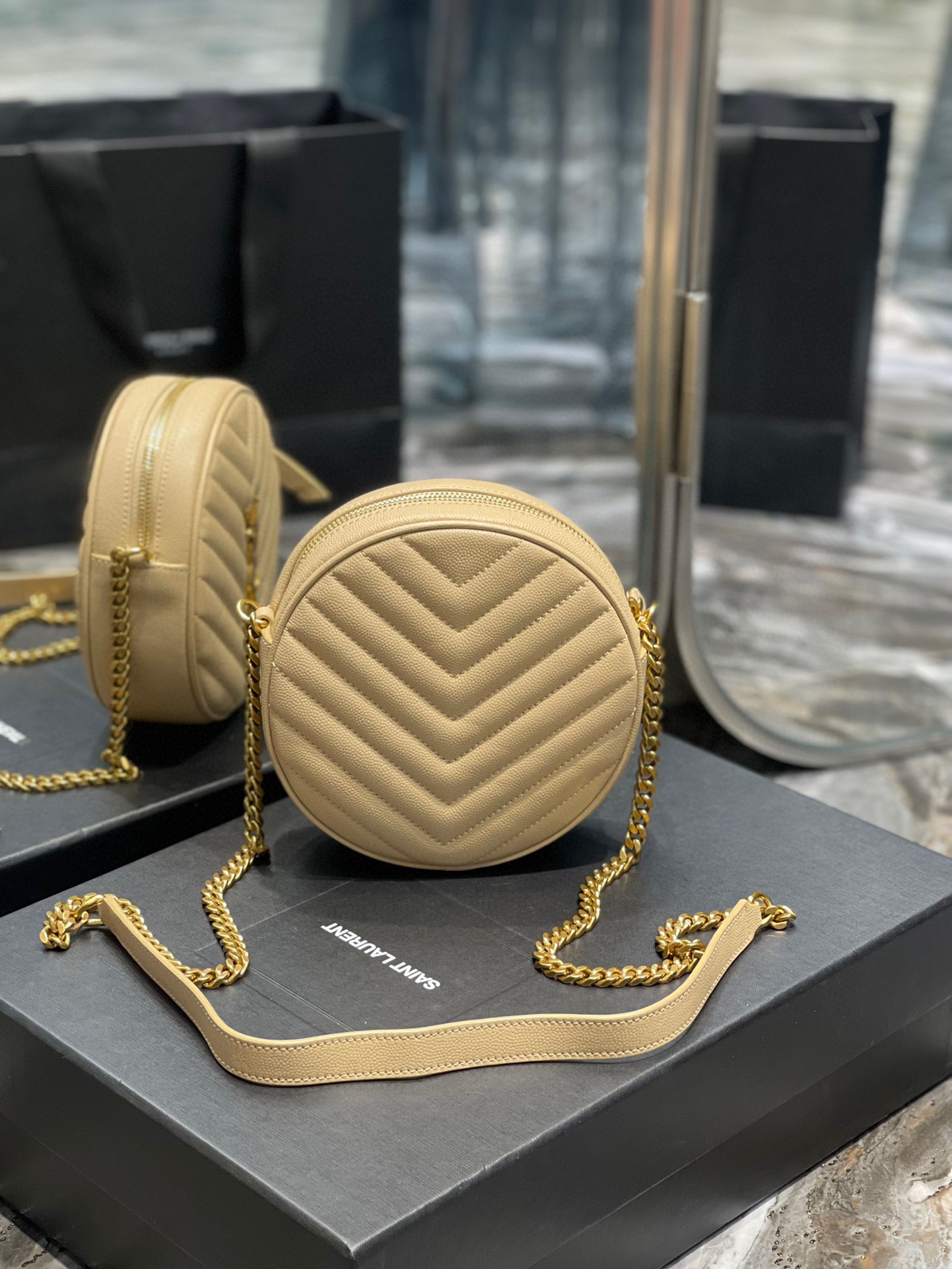 Yves Saint Lauren Bag – YSLB1063