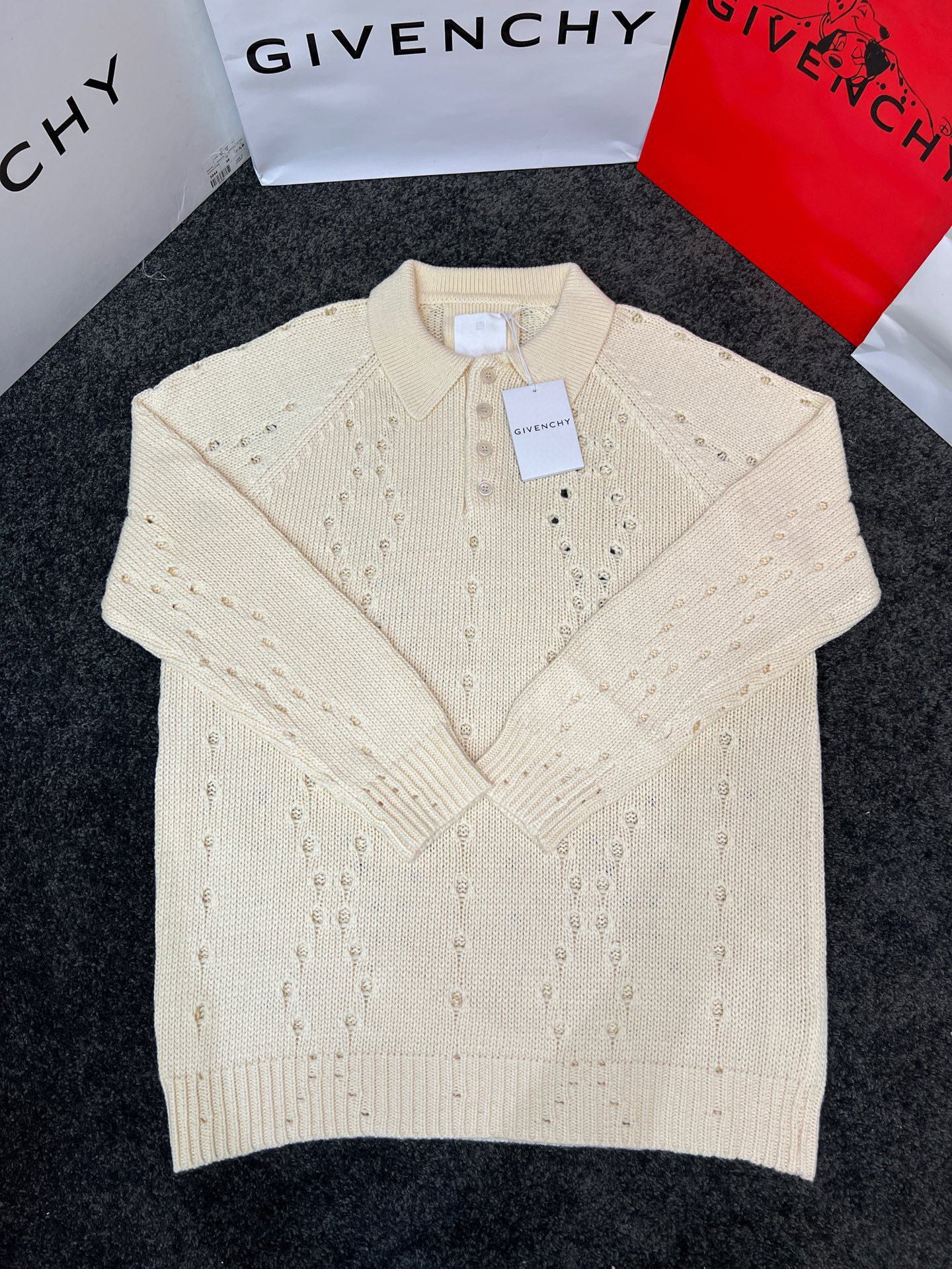Givenchy Sweater – SWHO2439