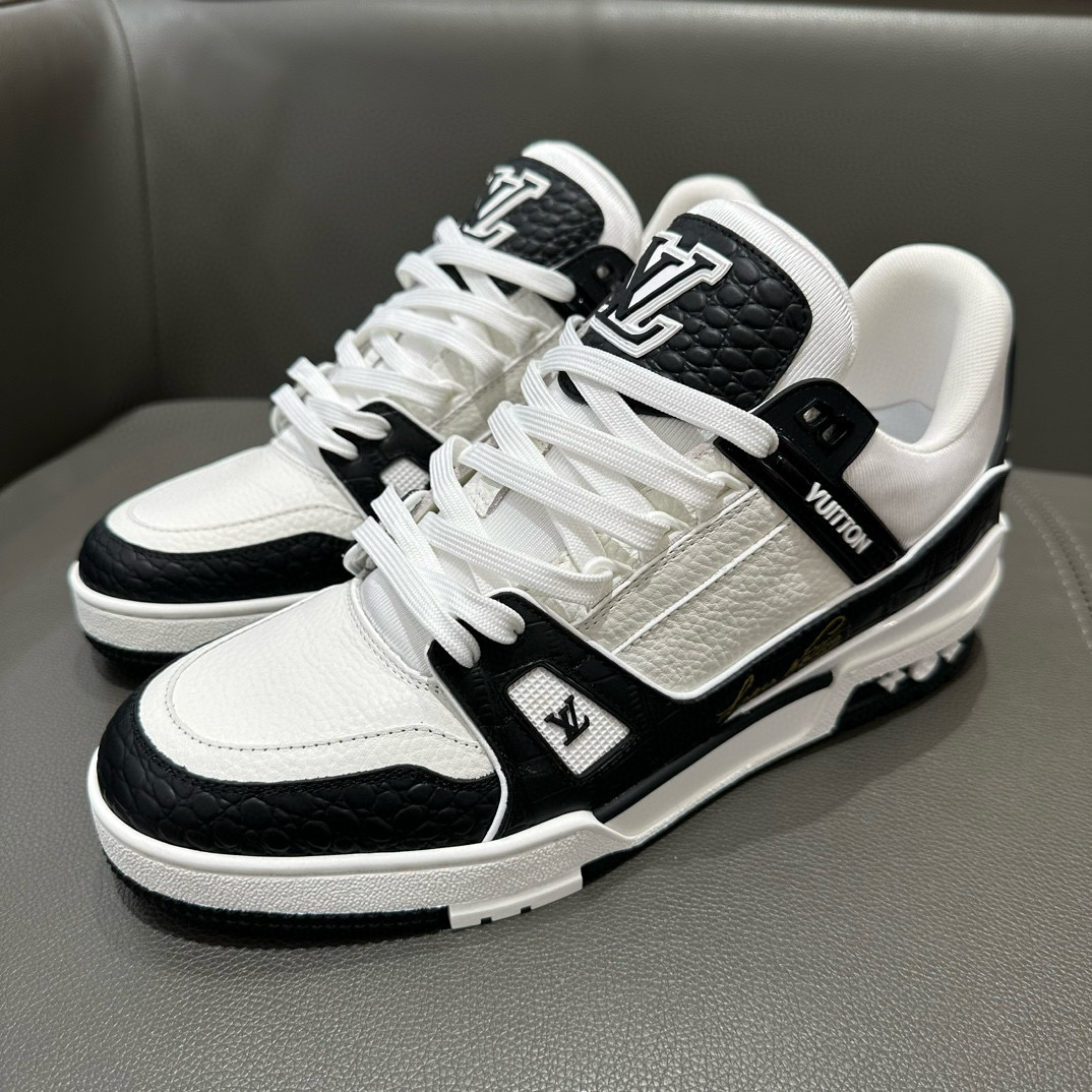 Louis Vuitton Sneaker – LSVT1337