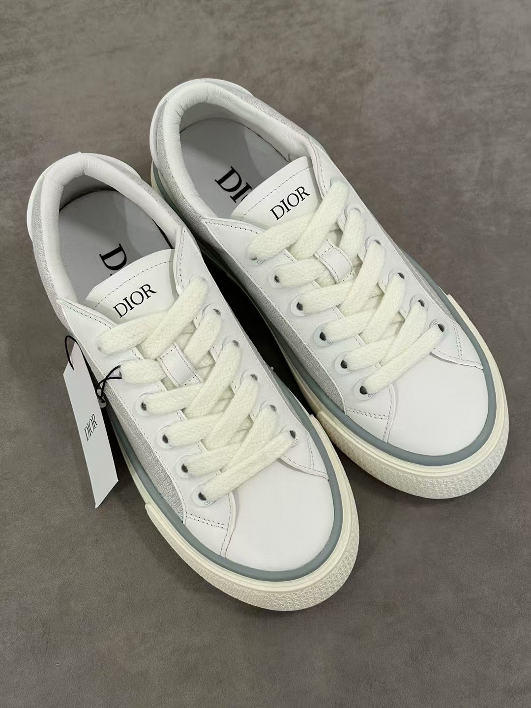 Dior B33 Sneaker – DIOR1325