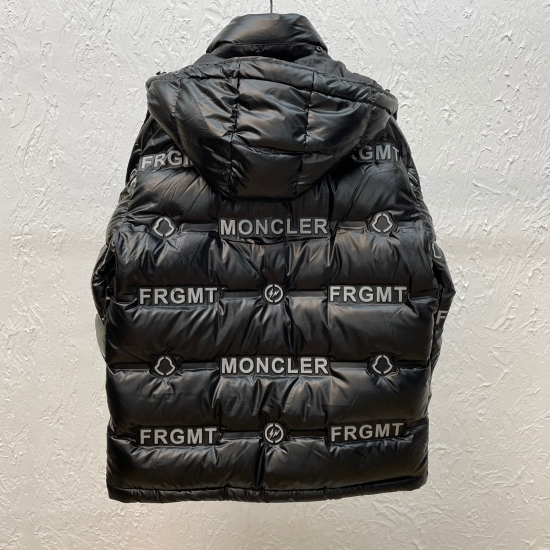 Moncler Jacket – CJKT1041