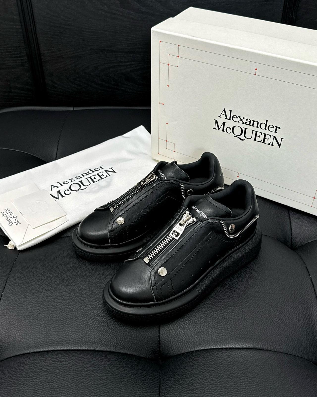 Alexander McQueen Sneaker – AMCQ1049