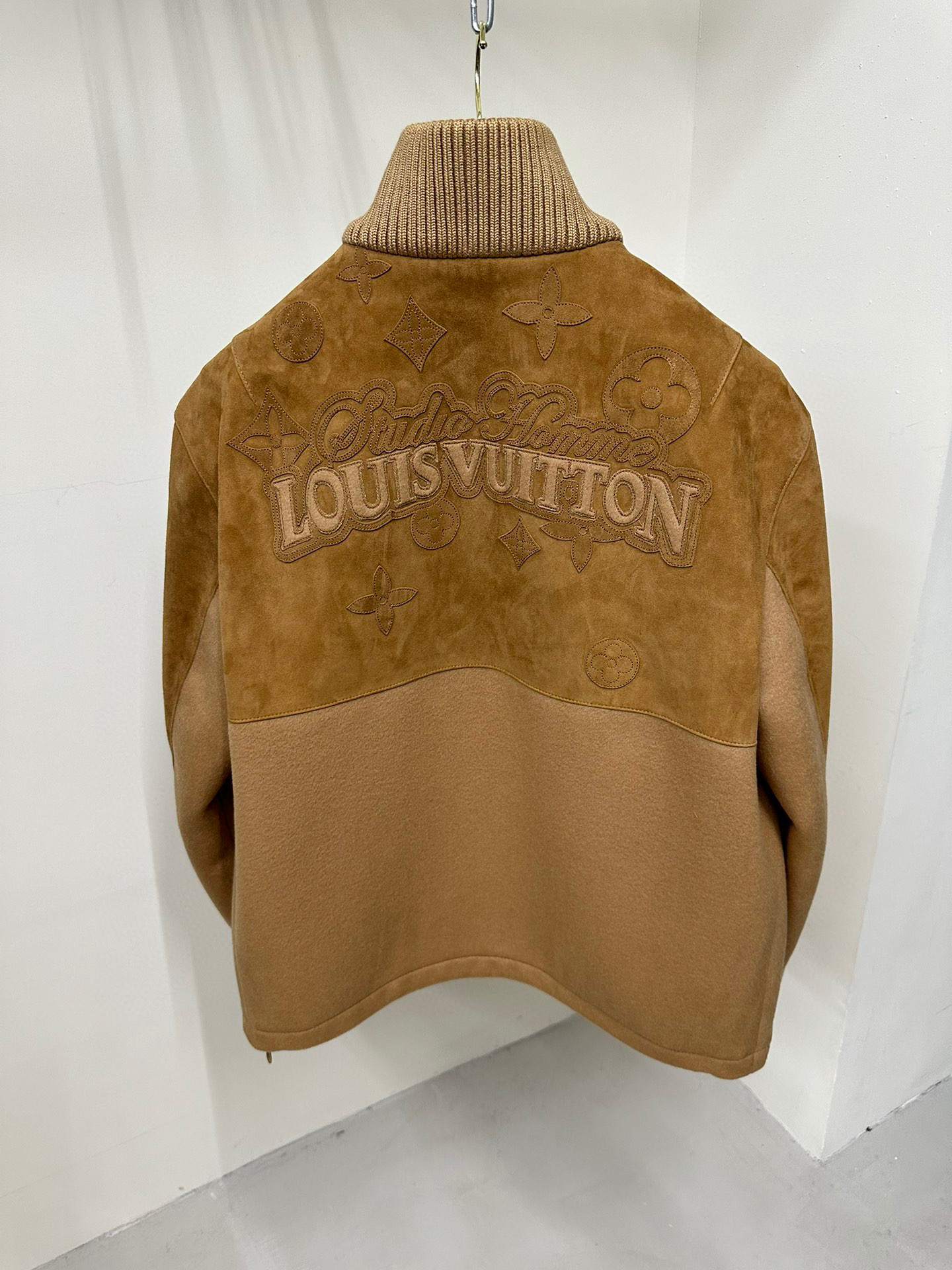 Louis Vuitton Jacket – CJKT1256