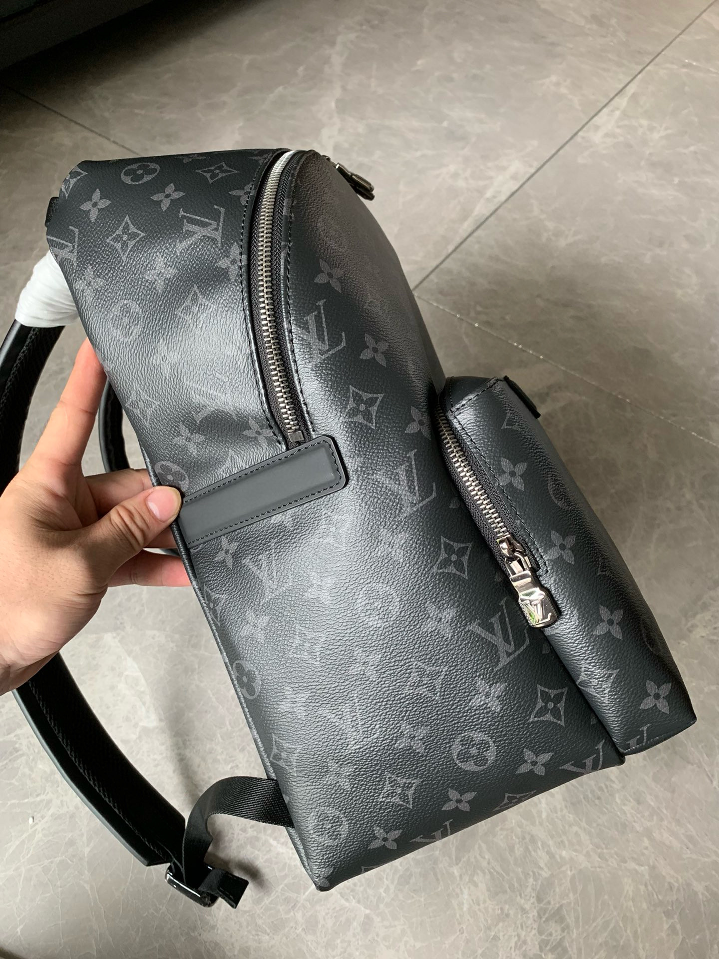 Louis Vuitton Backpack – BBCP1016