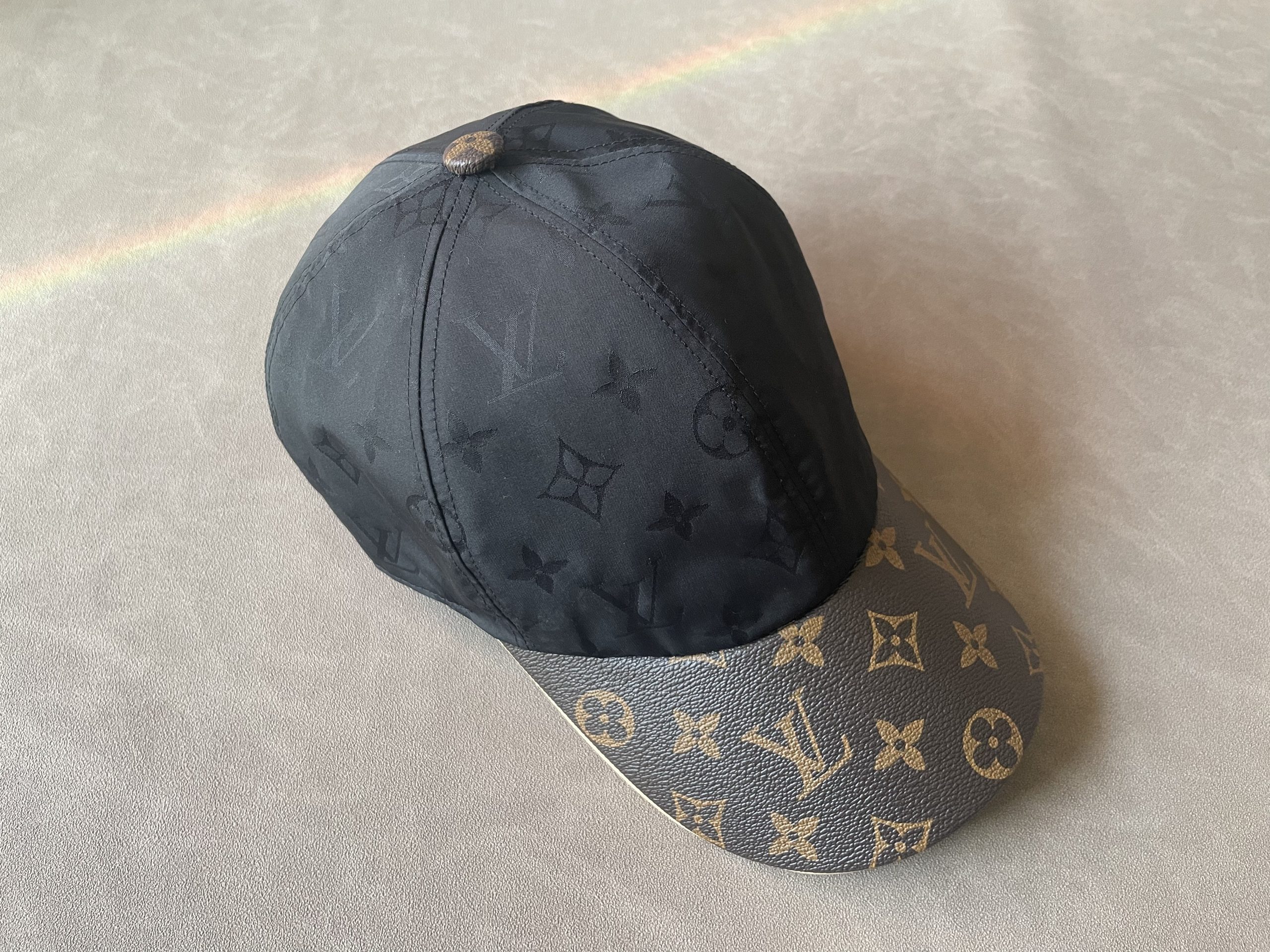 Louis Vuitton Cap – SCHA1049