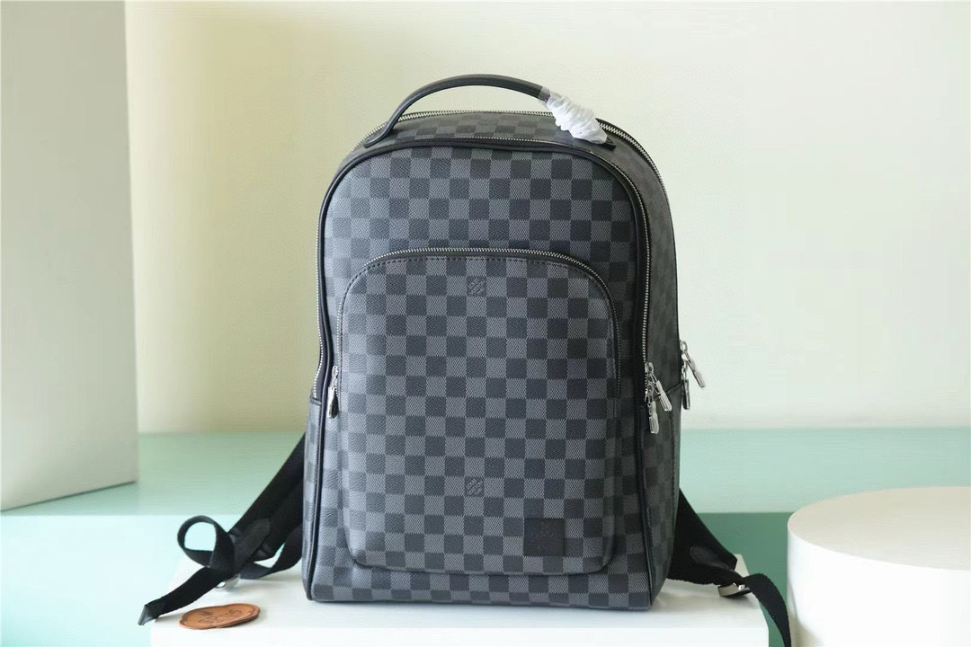 Louis Vuitton Backpack – BBCP1042