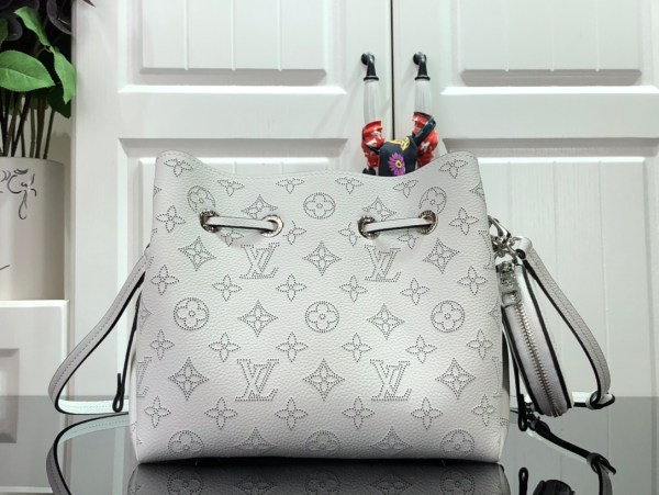 Louis Vuitton Shoulder Bag – LVSH1108